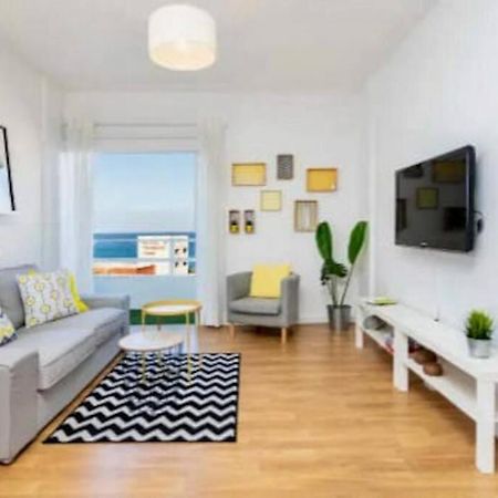 Apartamento En 坎德拉里亚 外观 照片